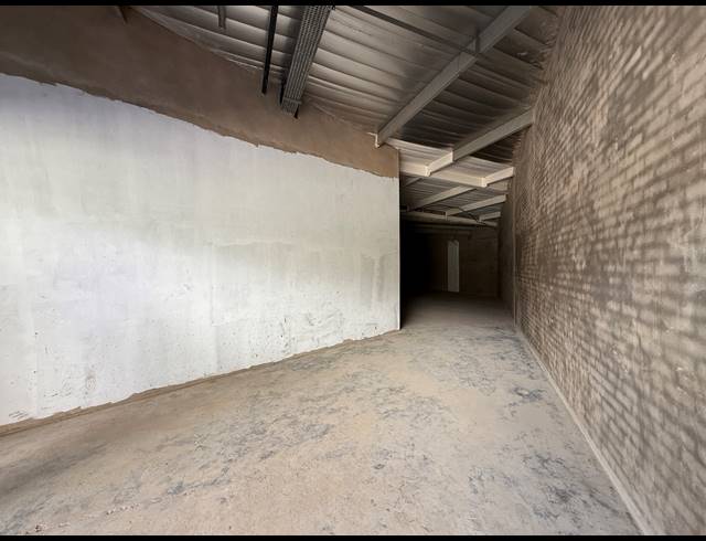 230M² RETAIL TO LET IN ROSEBANK